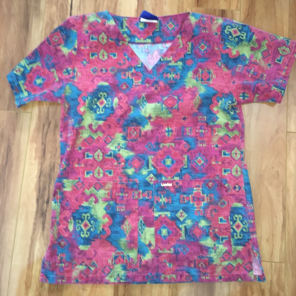Vintage Landua Scrub Top